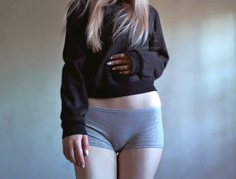 LiaNymph erotic star pics