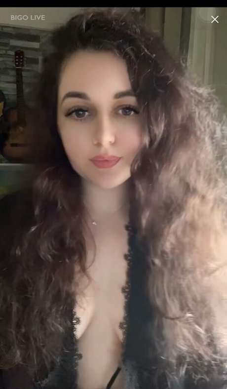 Maxopa xxx actress pics