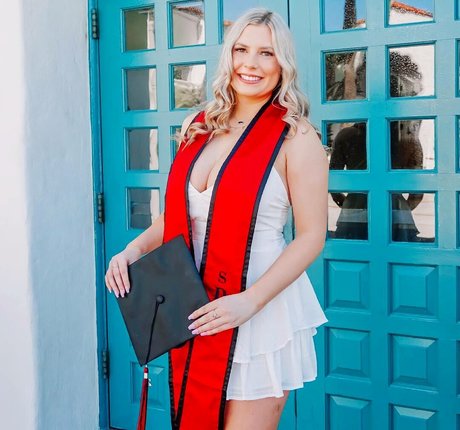 Olivia Haigh art model images