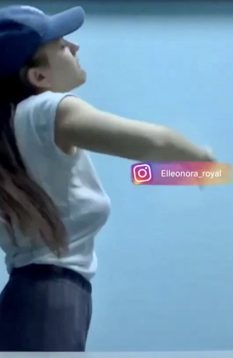 elleonora royal free pornstar image