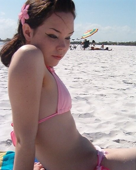 Suzy Berhow hd actress archive