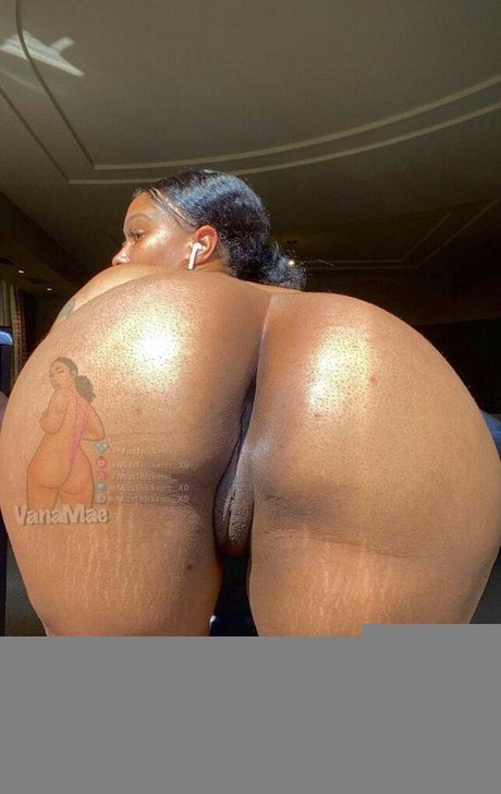 MissThickems perfect model images