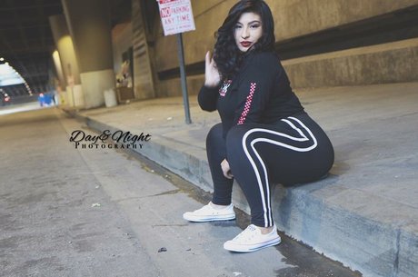 Kim burleey high quality star pic