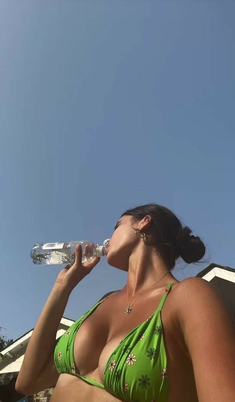 Sophie Slape model pic