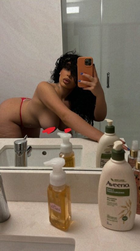 Azula1pr hot actress image