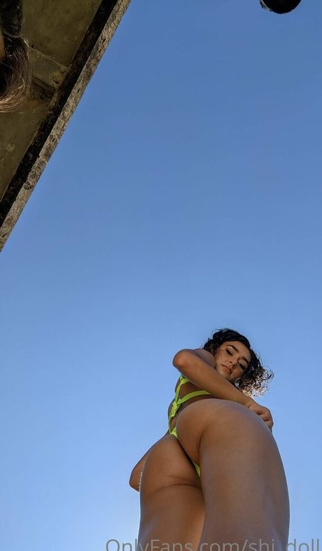 Shi Doll sexy pornstar galleries