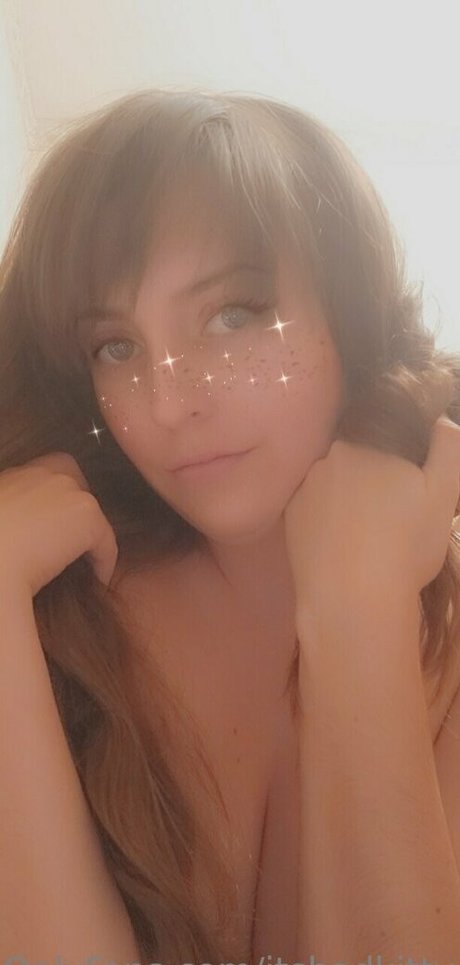 Itsbadkittyof star sexy pic