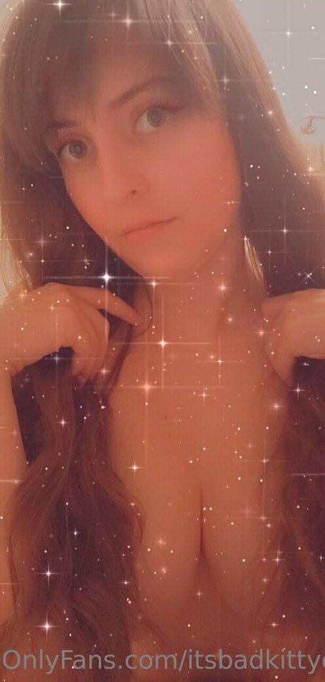 Itsbadkittyof model hd picture