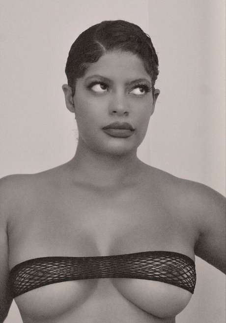 Ciera Rogers xxx model photos