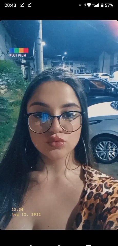 Jubarbsamf perfect actress pic