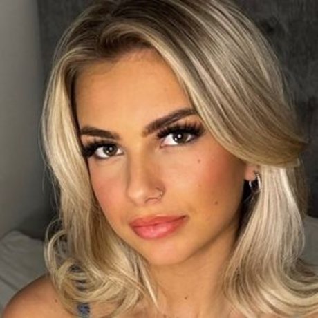 juliax0f erotic pornstar pic