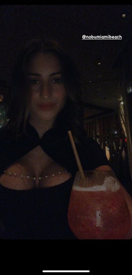 Racquel Reyes top star img