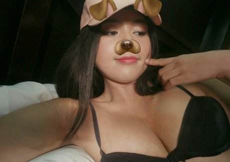 LJlee sex model photos