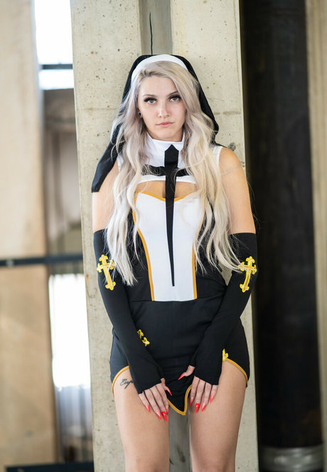 Captainraelynn model sexy galleries