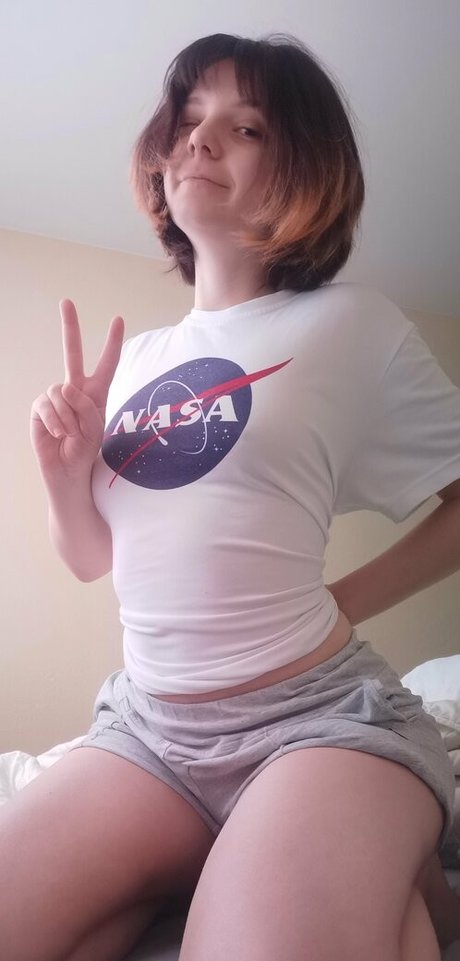 Atamasha star nice picture