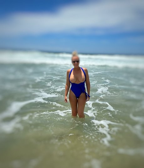 Justcruisingbytoday pornstar nudes picture