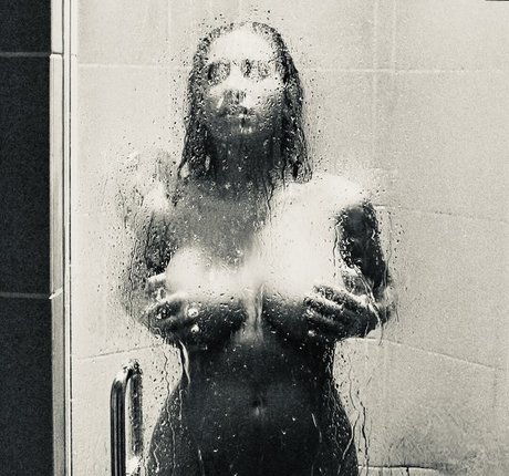 Jazmine r beautiful star pics