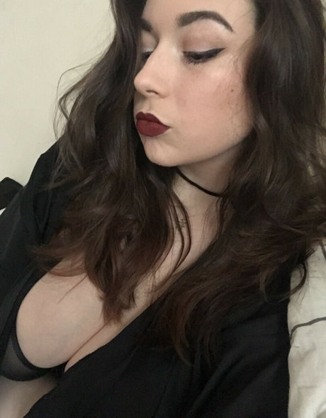 Bruiserbrogan pretty actress image