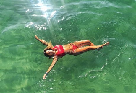 Meredithblake hd model archive