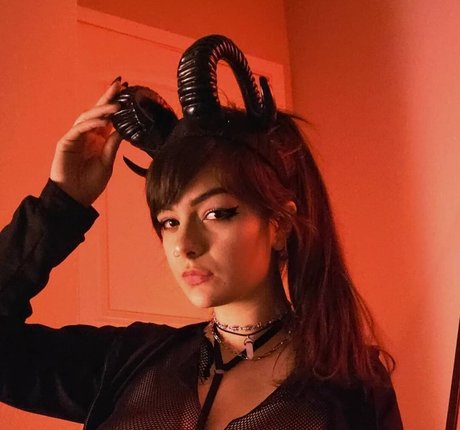 Svt4skooma model pretty galleries