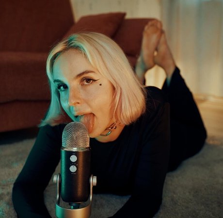 Kitty Cat Helza actress images