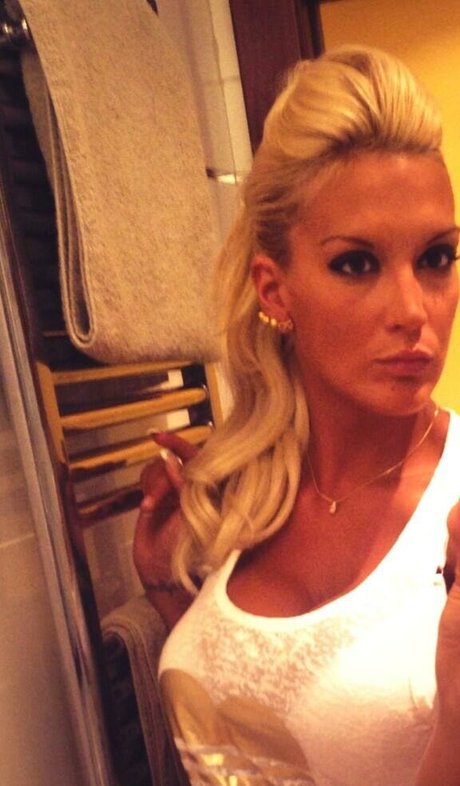 Gatina22 porn actress gallery