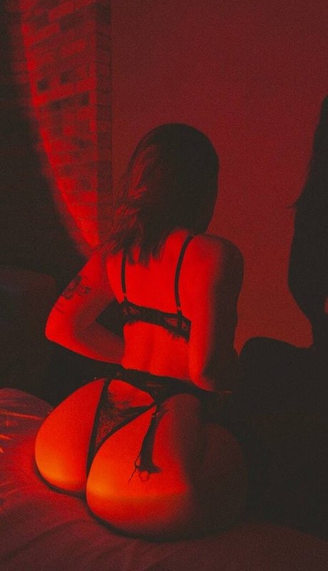 malymvaa nudes star images