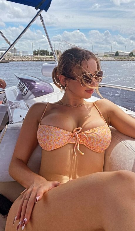 Lyricmikell star art gallery