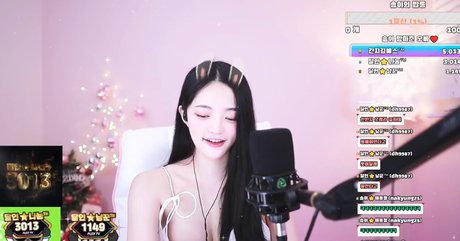 somsom o0o hd model archive