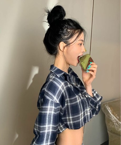 somsom o0o actress image