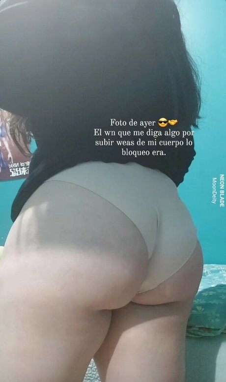 Draconiarv nude pornstar pic