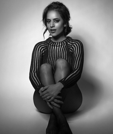 Agam Darshi pornstar art galleries