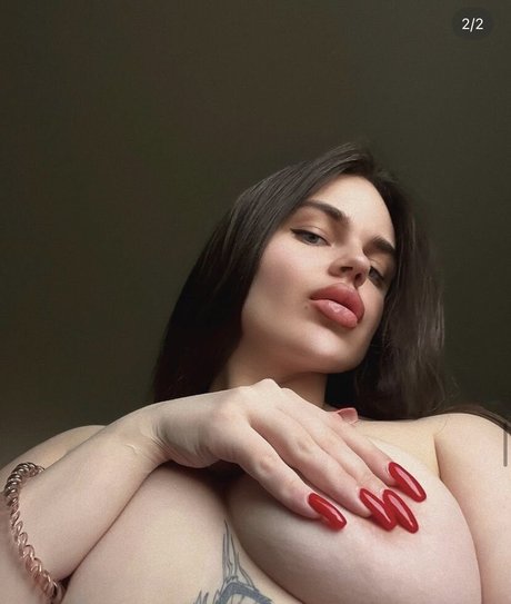 Lera Kravets star erotic galleries