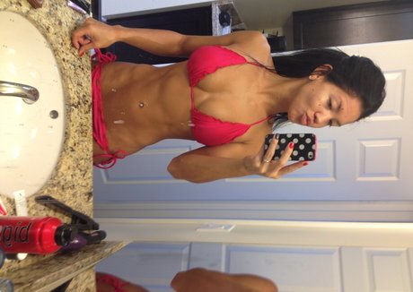 Wailana Geisen model art picture