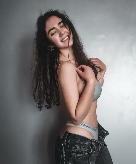 Gisela Guzman Madariaga top actress pics