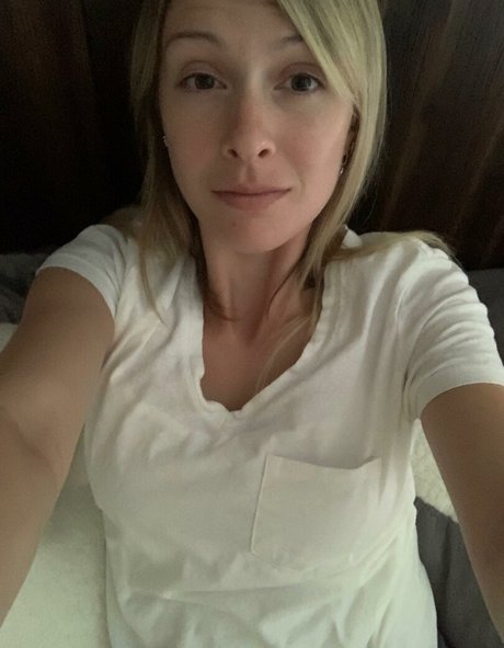 Fill Potential erotic actress gallery