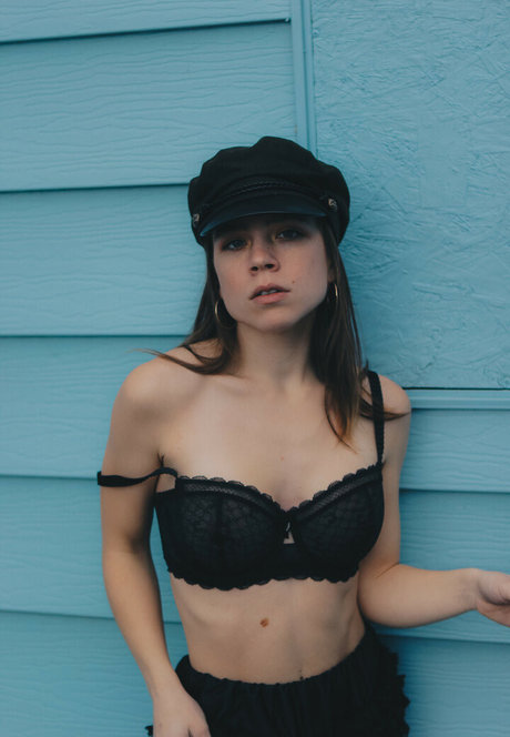 Peacelynn star sex gallery