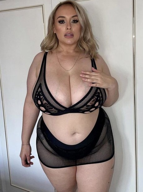 Smophs92 xxx pornstar img