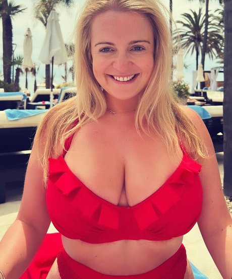 Kirsty Eccleston nude model img