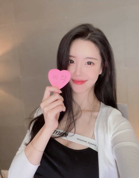 tamimi pretty pornstar img