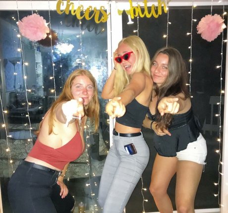 Sammy Jerrard erotic model picture