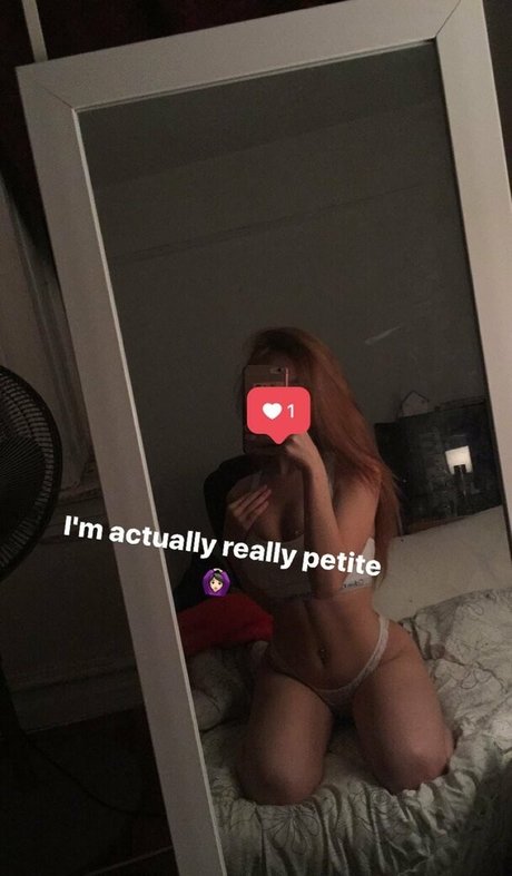 Cvndxo model naked picture