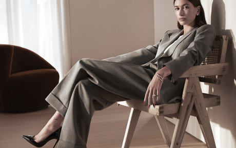 Hailey Bieber model beautiful photos