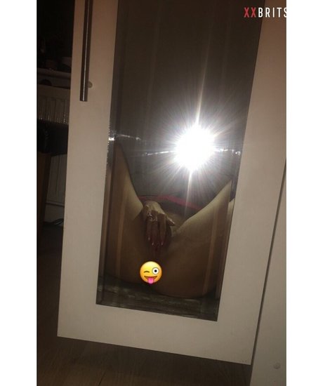 Chlox pornographic star galleries