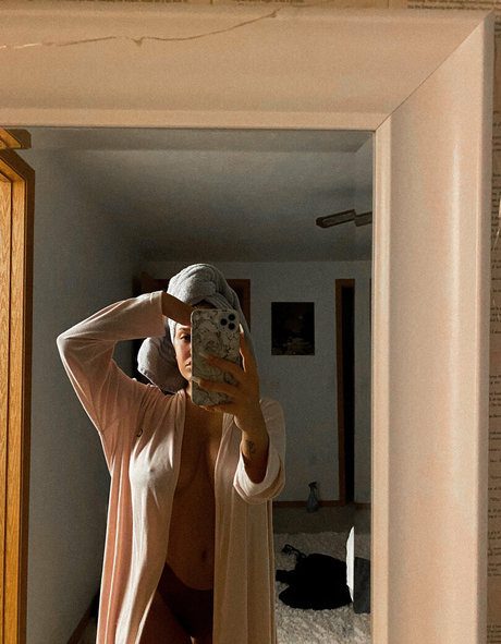 Rochelllle hd star picture