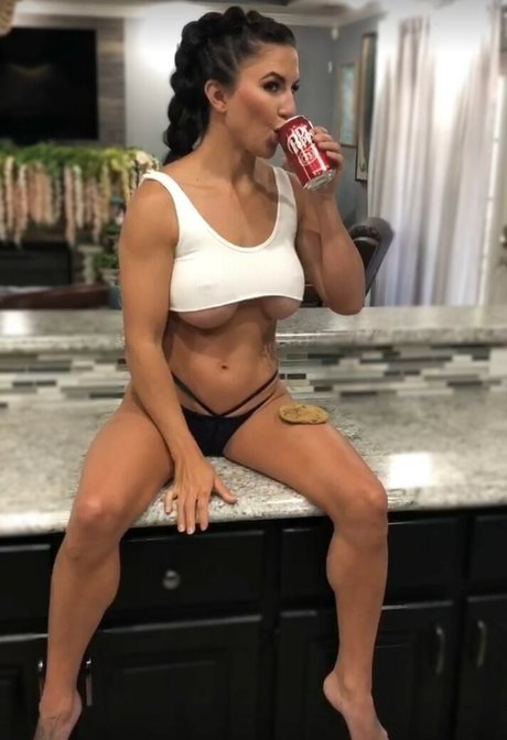 Robbie Welsh Hanna high quality actress pictures