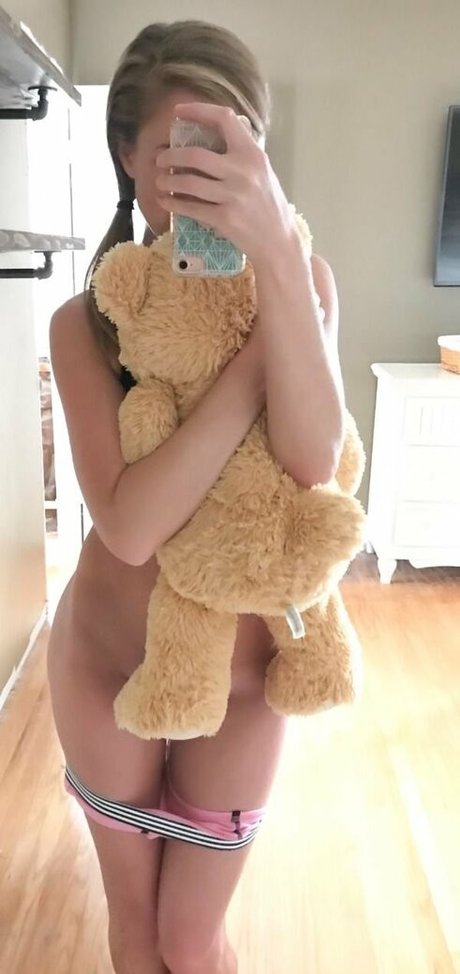 Chivette1232 perfect model pic