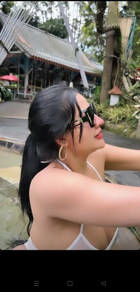 Neysa Alina perfect star photos