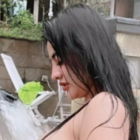 Neysa Alina model erotic picture