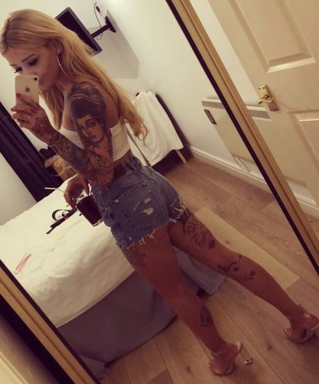 Emma Jane Donald star best pic